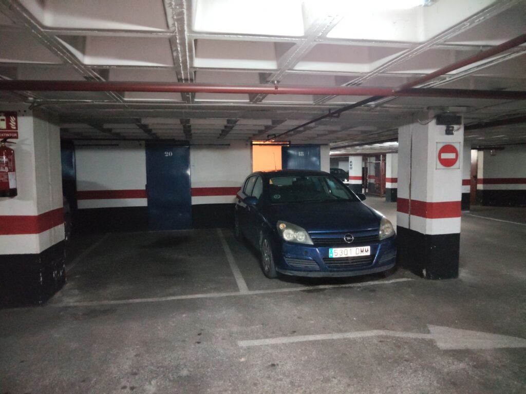 1429427289