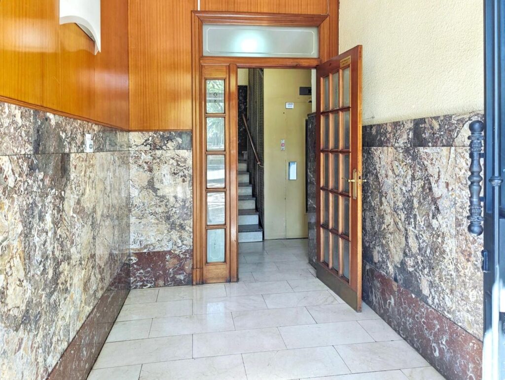 1446265658