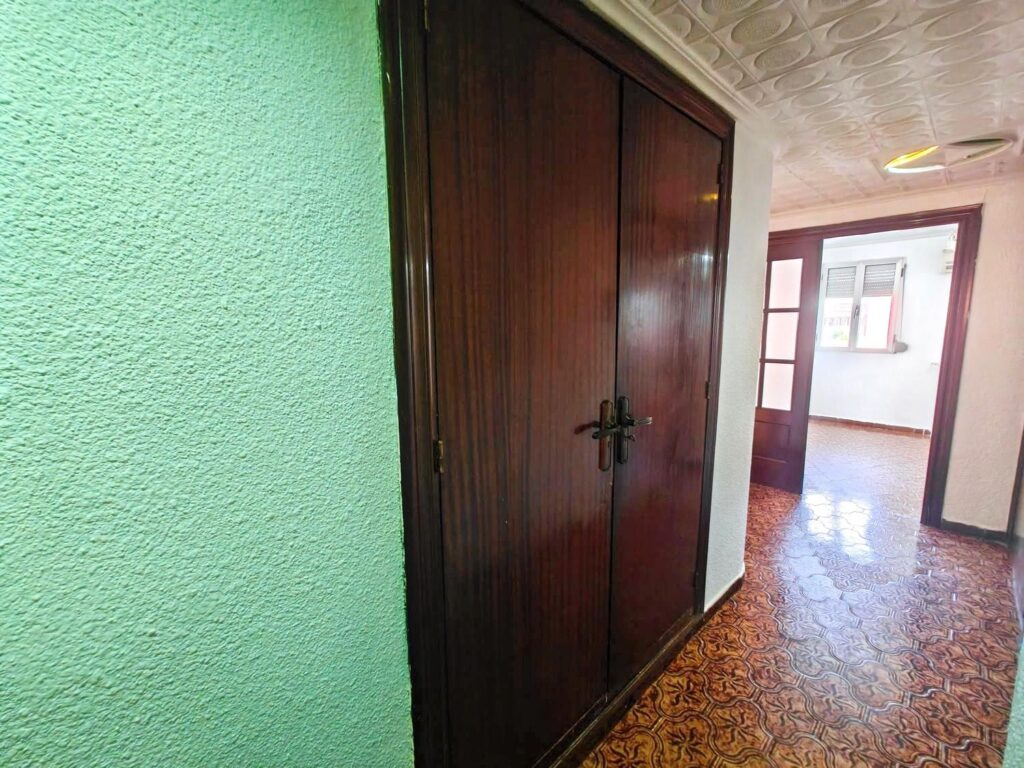 1446265717