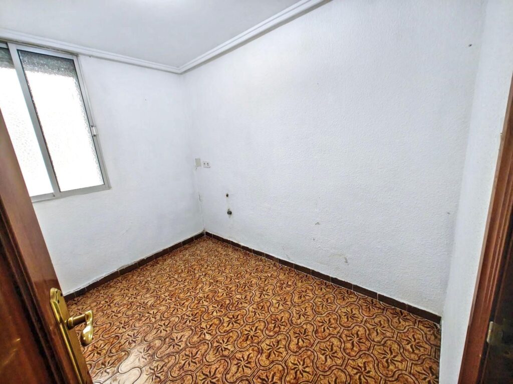 1446265737