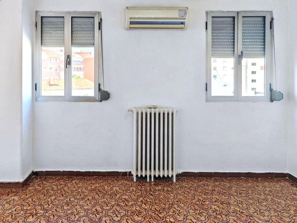 1446265757