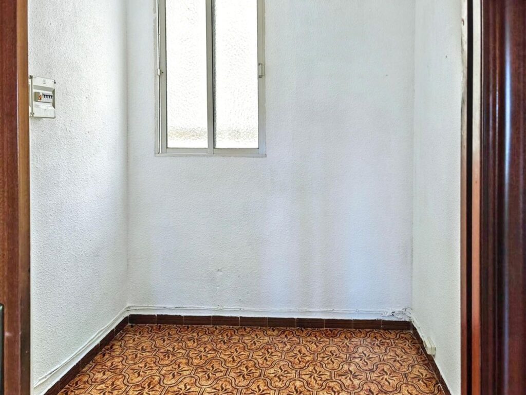 1452686006